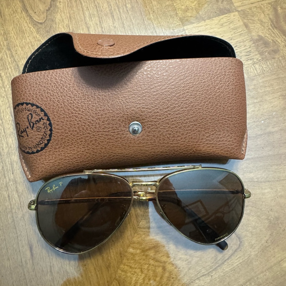 Ray-Ban Gold New Aviator Sunglasses with Brown Case RB 3625 polarized chromance